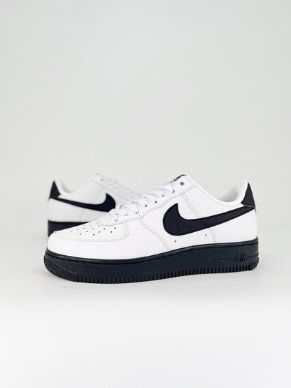 Nike Air Force 1 Low White Black Midsole