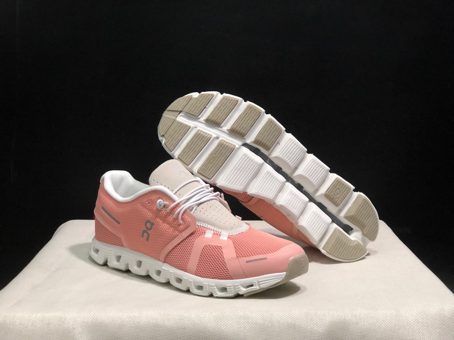 Tênis On Running Cloud 5