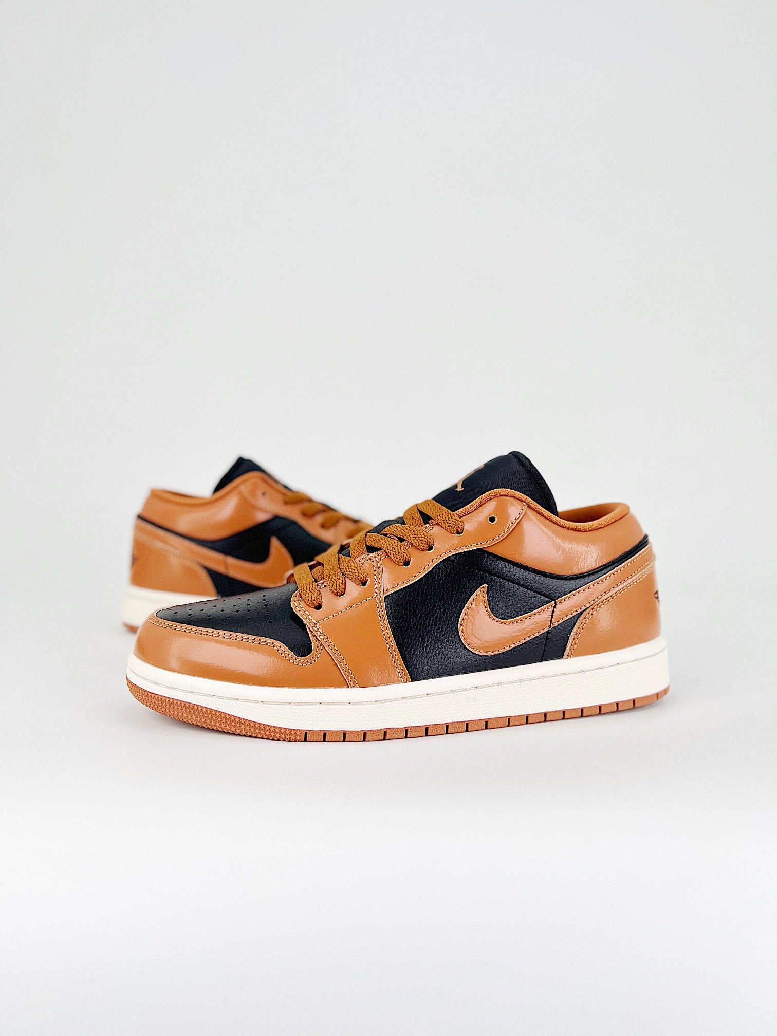 Air Jordan 1 Low Archaeo Brown