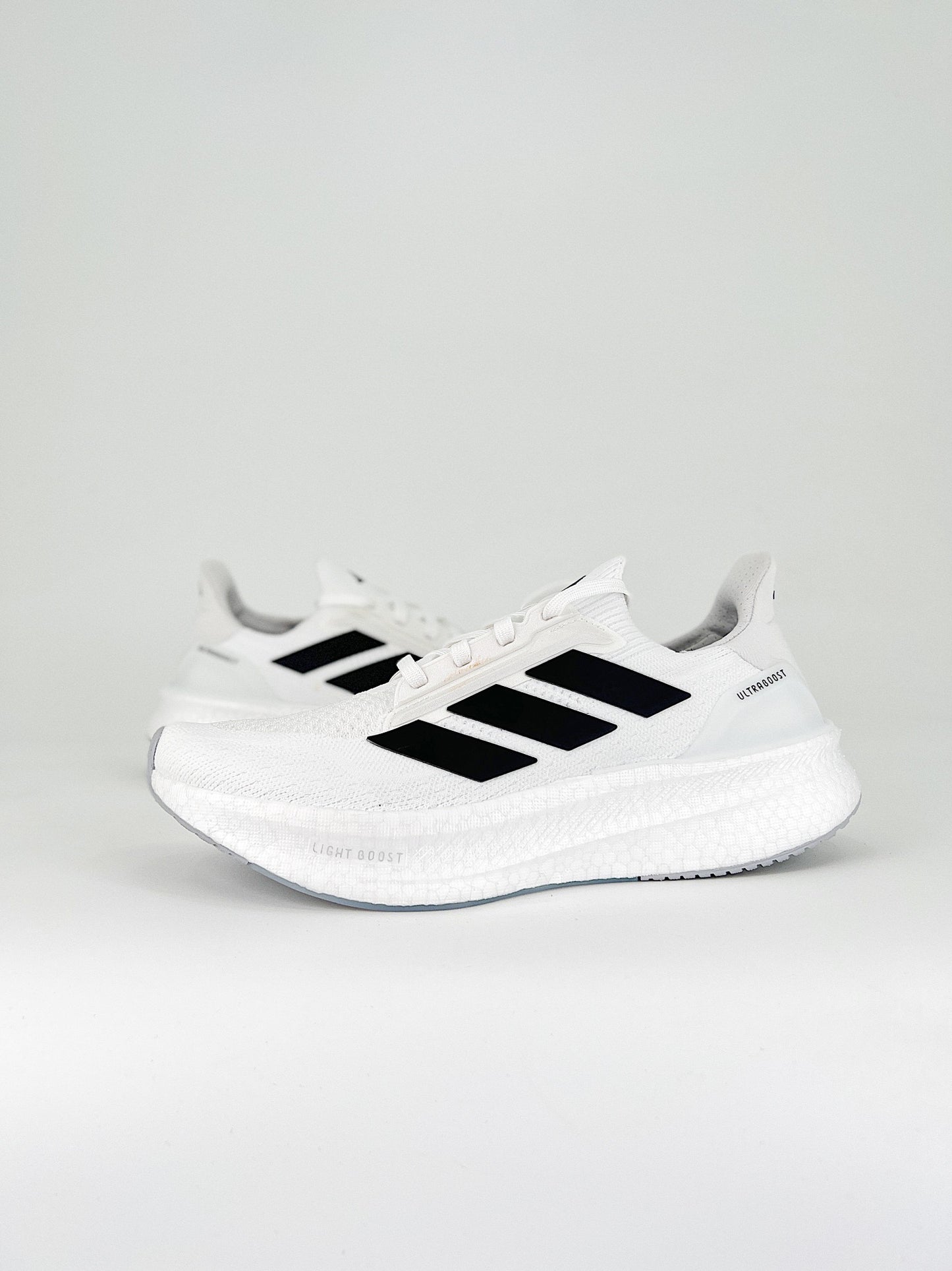 Tênis Adidas Ultraboost 5x