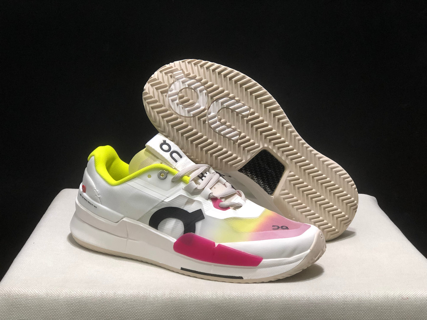 Tênis On The Roger Pro 2