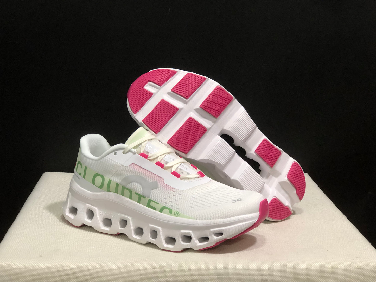 Tênis On Running Cloudmonster