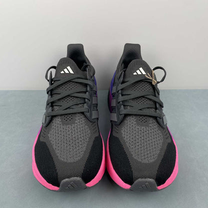 Tênis Adidas Ultraboost 5