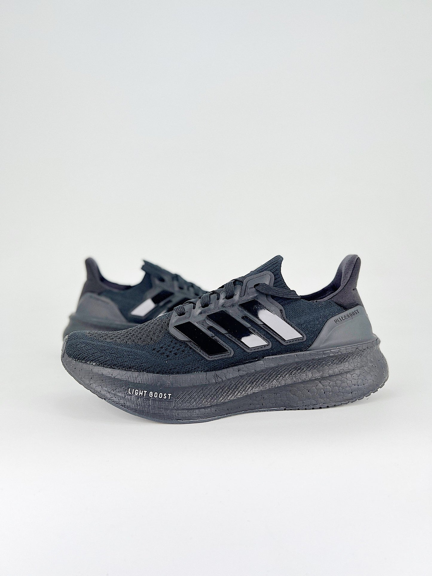 Tênis Adidas Ultraboost 5