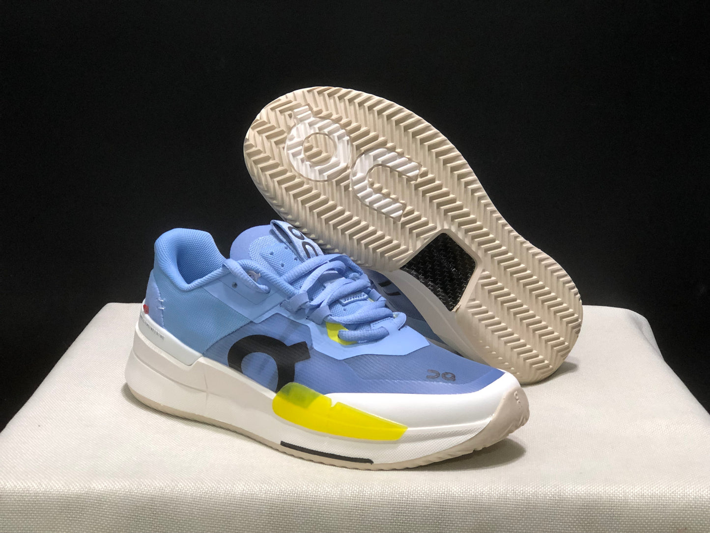 Tênis On The Roger Pro 2