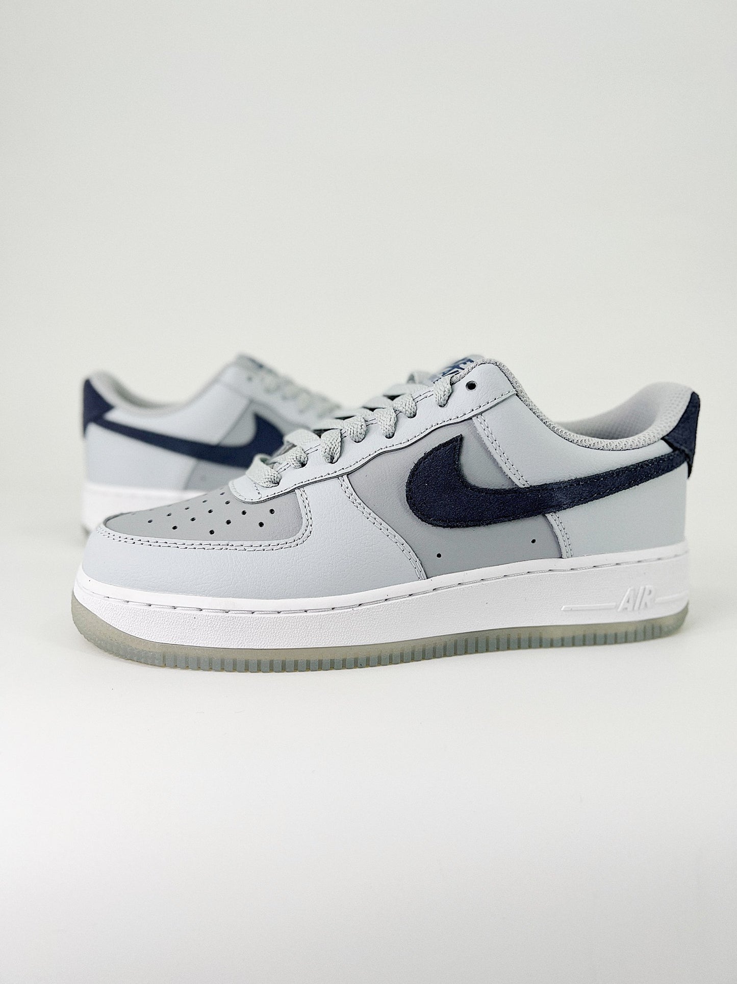 Nike Air Force 1 Low Pure Platinum Light Carbon