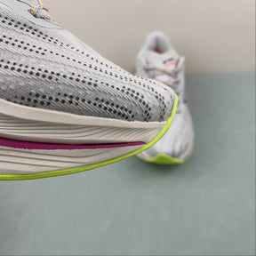 Tênis New Balance Fuelcell Supercomp Trainer V2