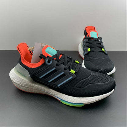 Tênis Adidas UltraBoost 22