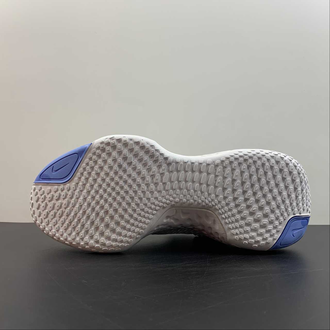 Tênis Nike ZoomX Invincible Run Flyknit 2