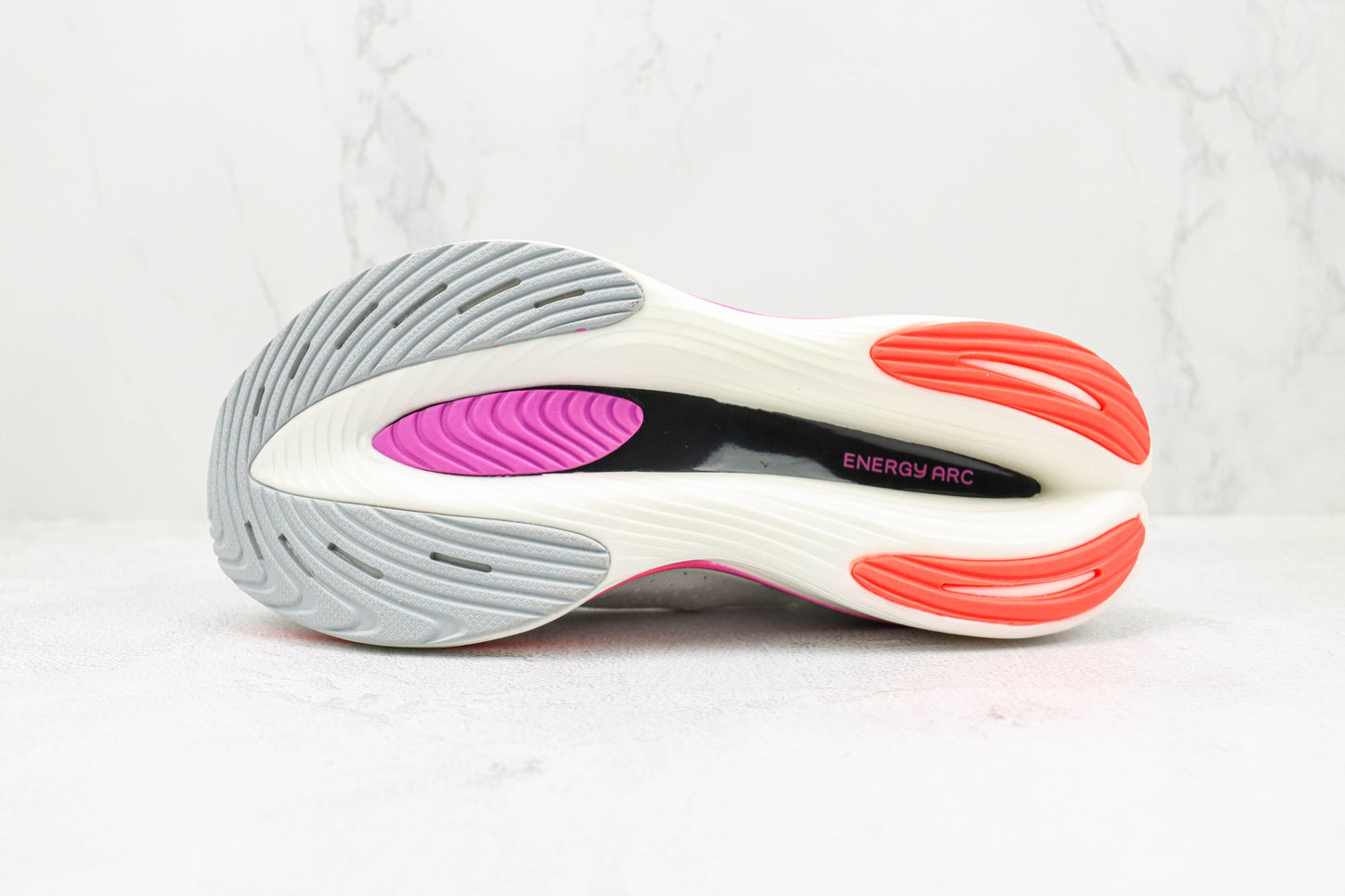 Tênis New Balance Fuelcell Supercomp Elite V3