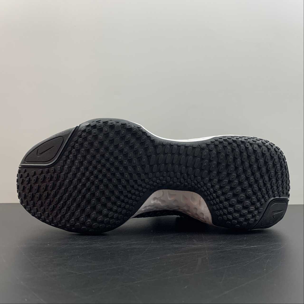 Tênis Nike ZoomX Invincible Run Flyknit 2