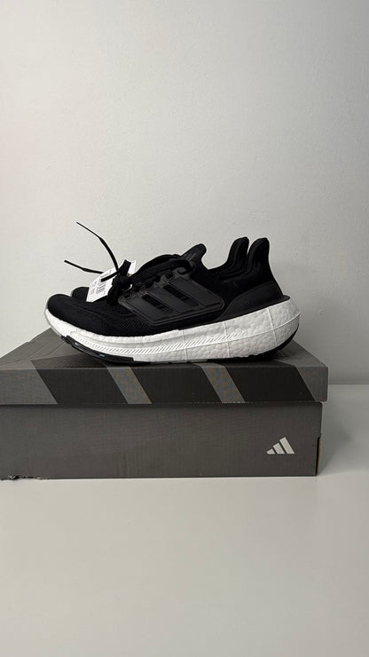 Tênis Adidas UltraBoost Light 23 - PRONTA ENTREGA