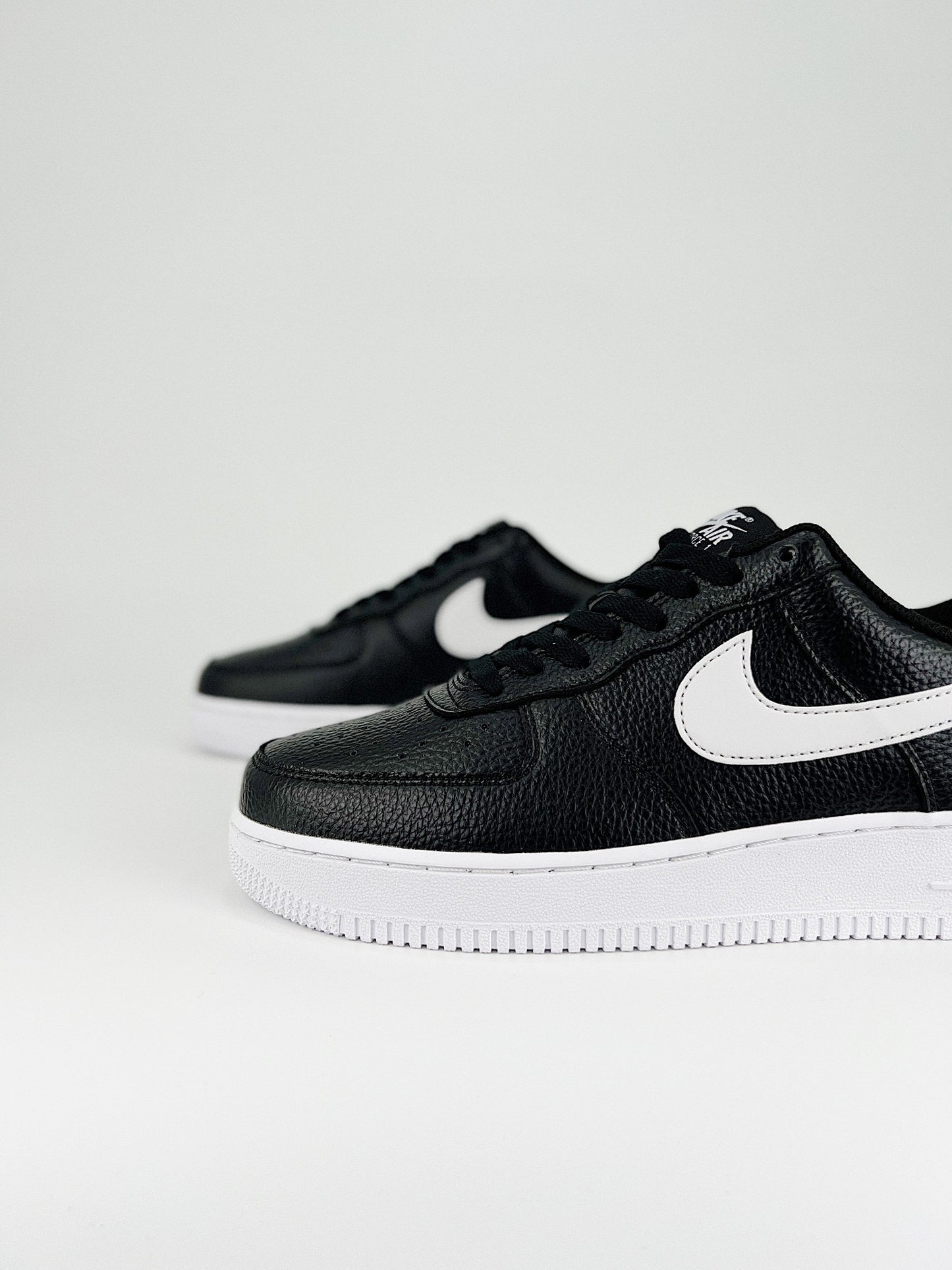Nike Air Force 1 Low Black White