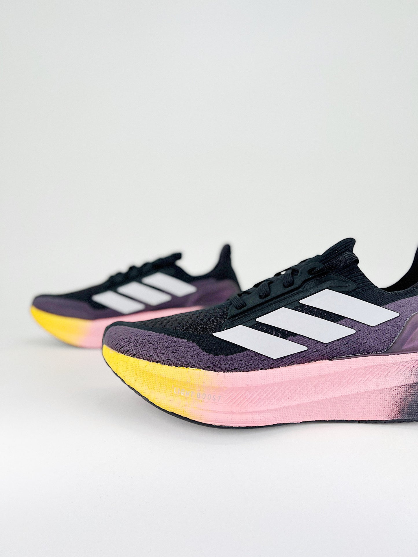 Tênis Adidas Ultraboost 5x