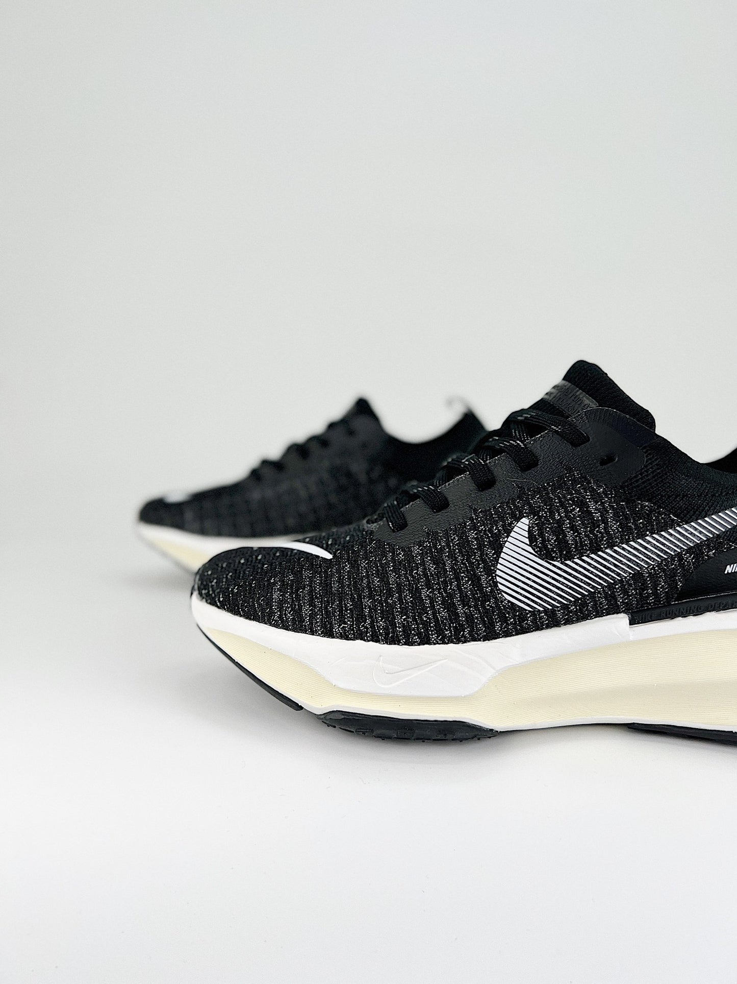 Tênis Nike Invincible 3