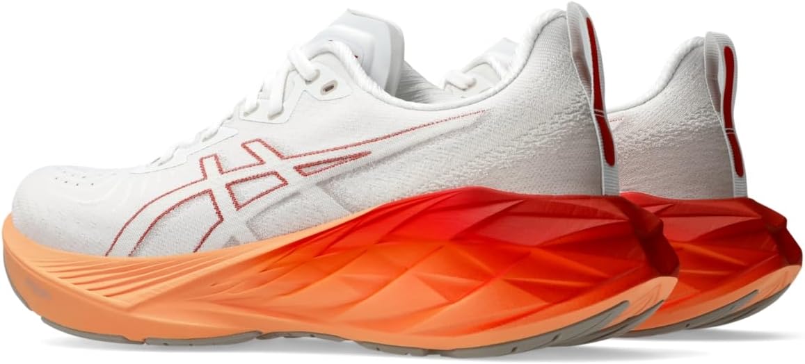 Tênis Asics Novablast 4