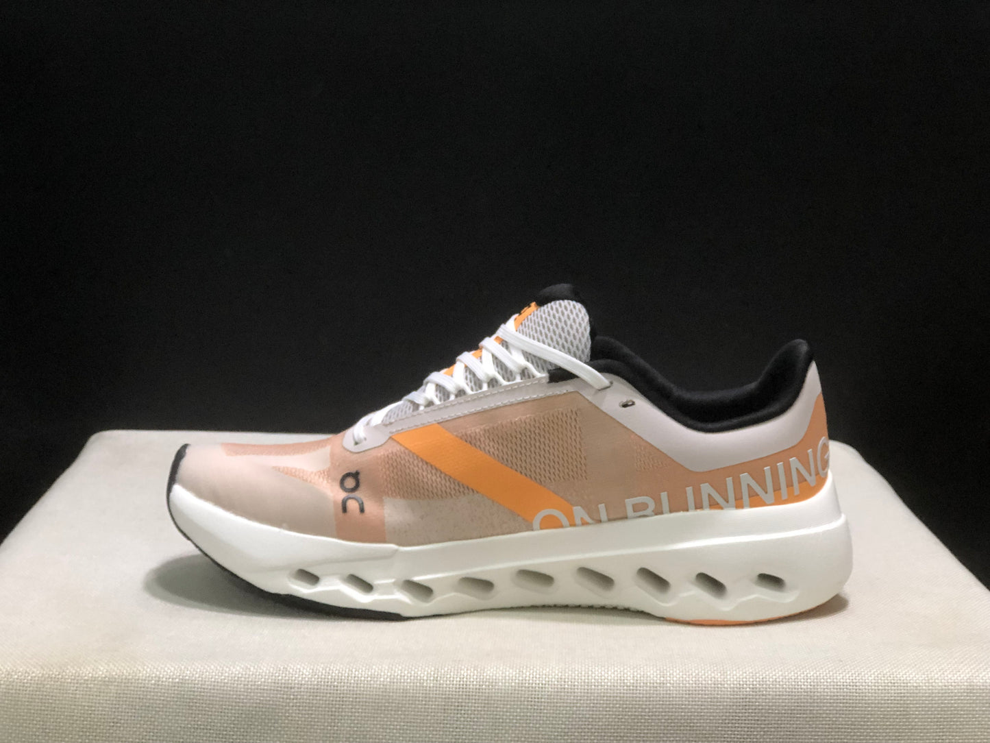 Tênis On Running Cloudsurfer Next