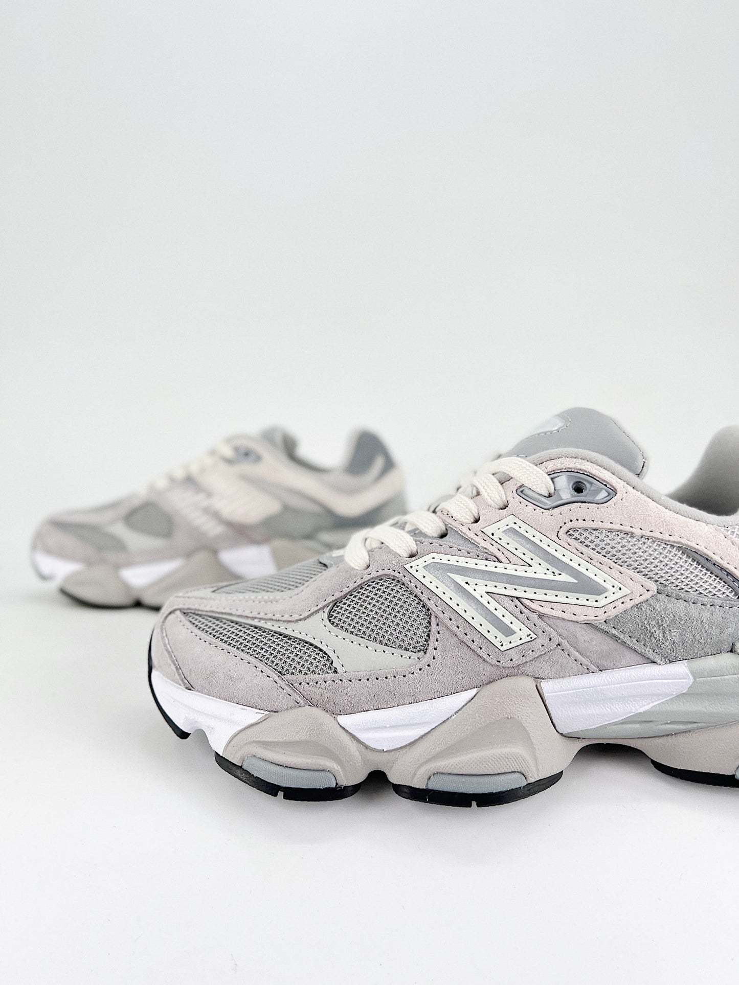 New Balance 9060 Concrete