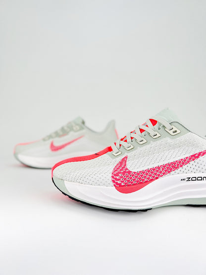 Tênis Nike Pegasus Plus