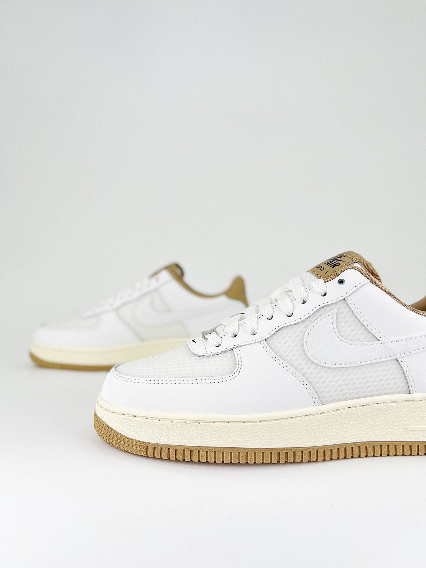 Nike Air Force 1 Low 07 LV8 Summit White Khaki