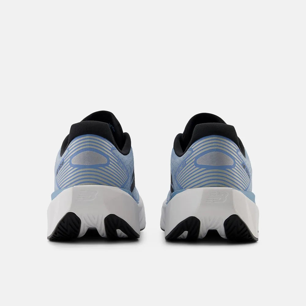 Tênis New Balance Fuelcell Rebel V5