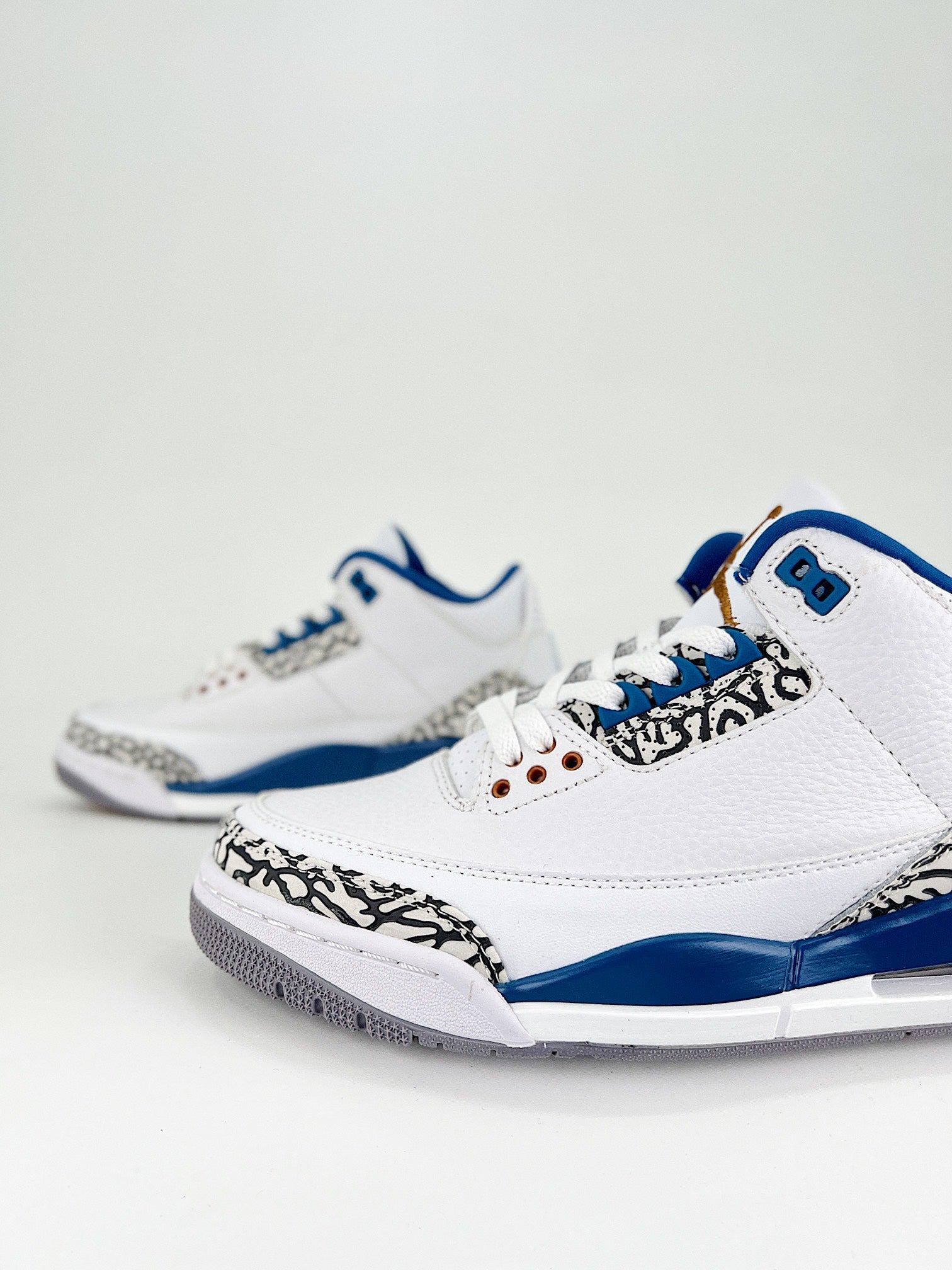 Air Jordan 3 Wizards True Blue and Copper