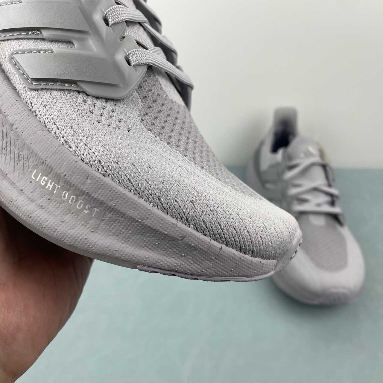 Tênis Adidas Ultraboost 5