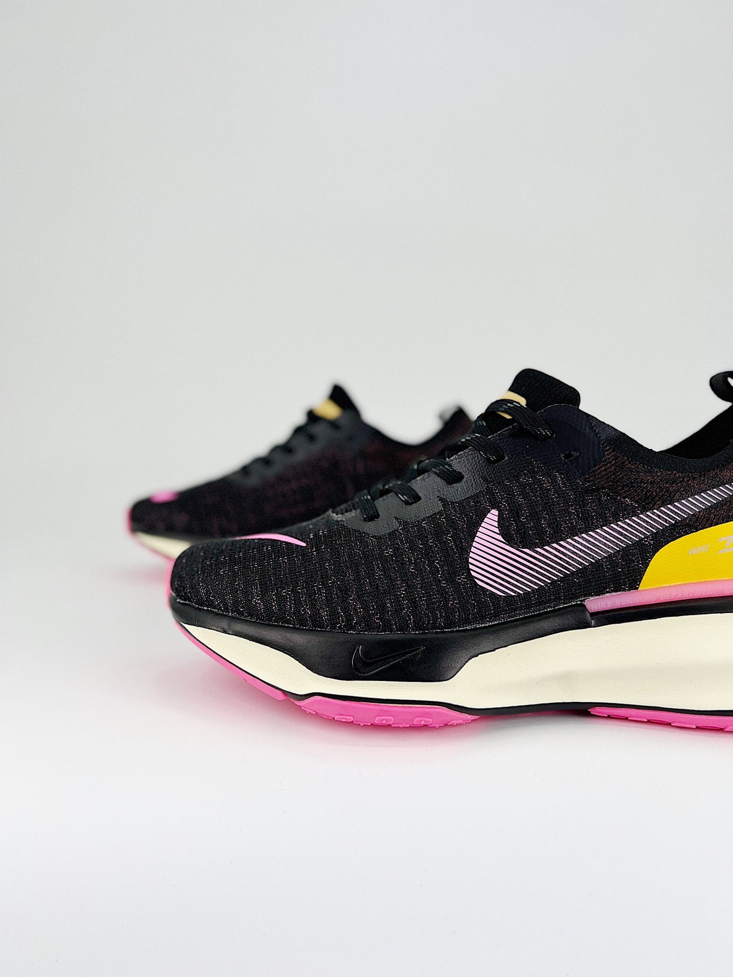 Tênis Nike Invincible 3