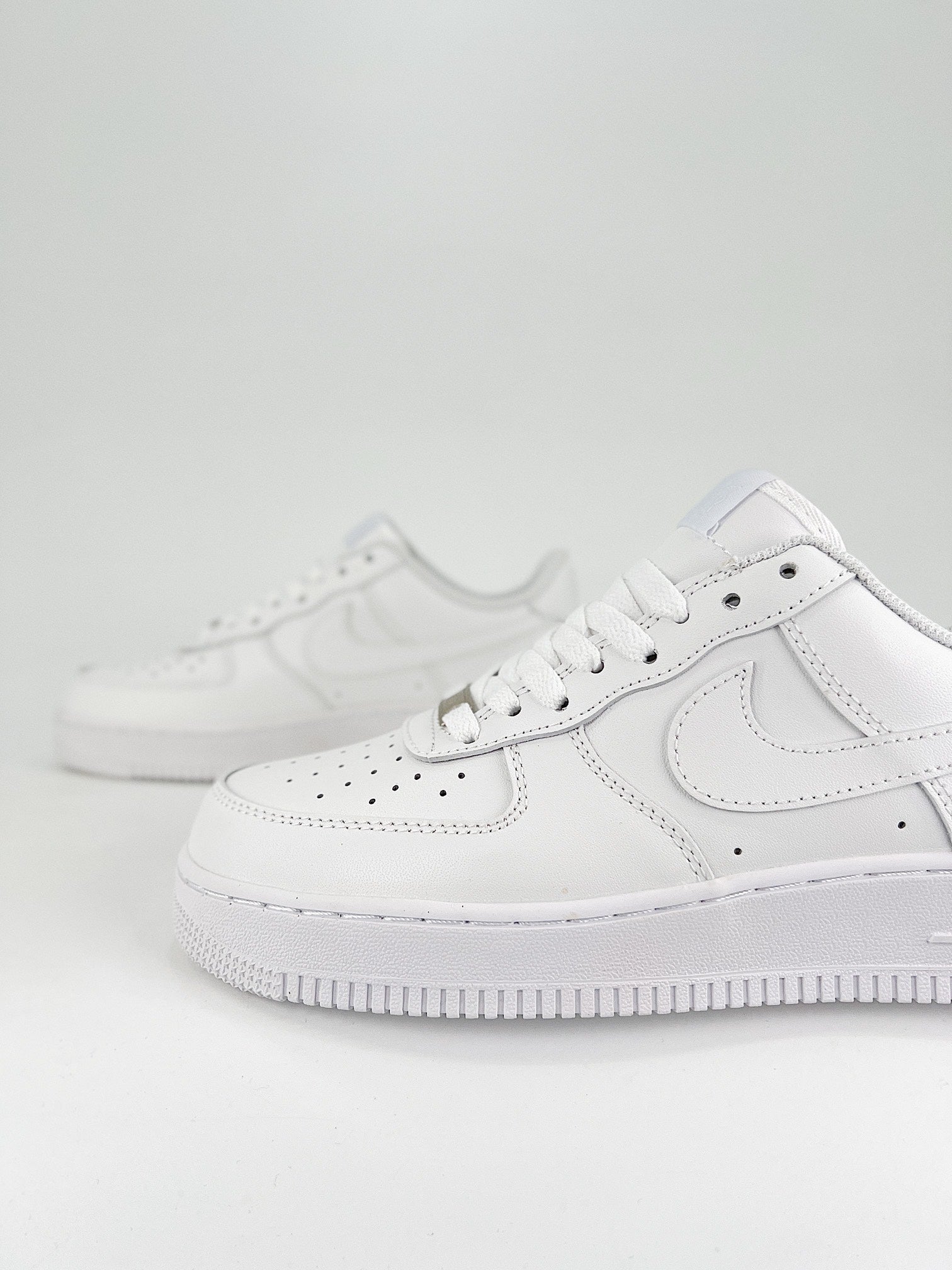 Nike Air Force 1  White