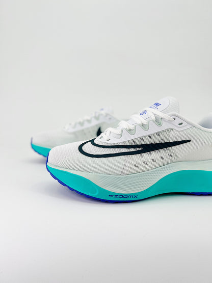 Tênis Nike Zoom Fly 5