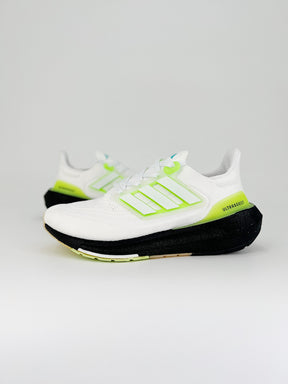 Tênis Adidas UltraBoost Light 23
