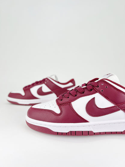 Nike Dunk low Bordeaux