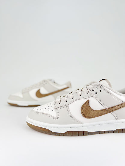 Nike Dunk Low SE Phantom Khaki