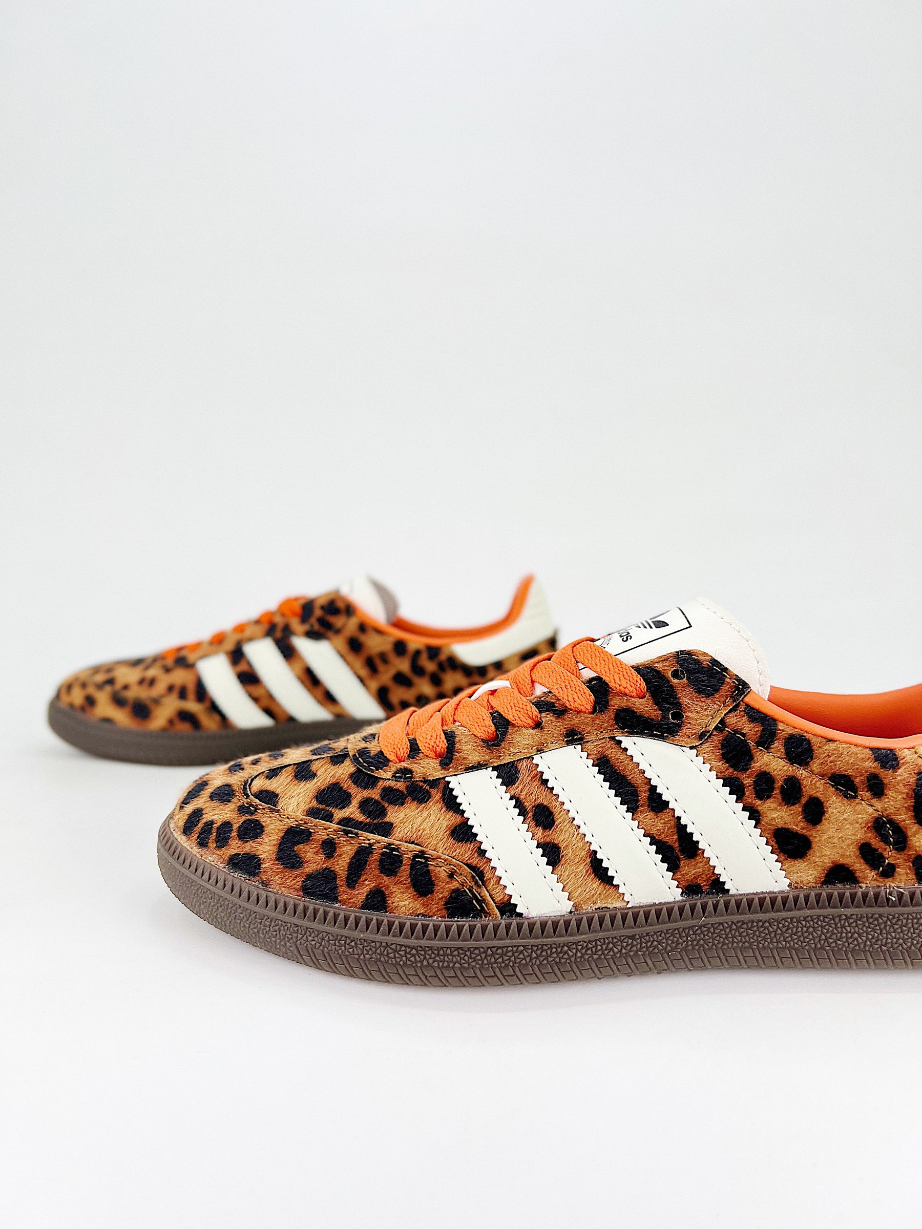 Adidas Samba OG Preloved Red Leopard