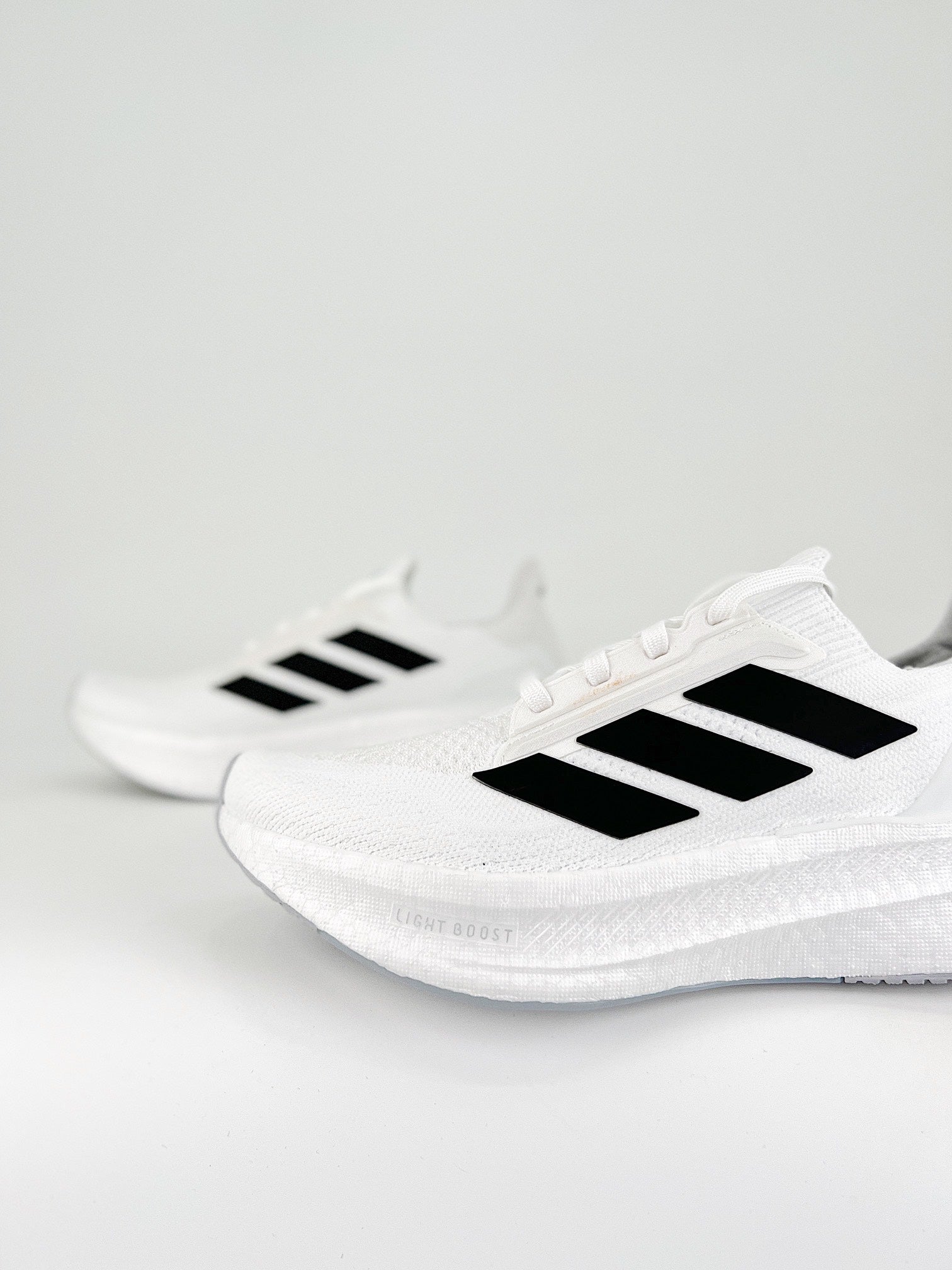 Tênis Adidas Ultraboost 5x