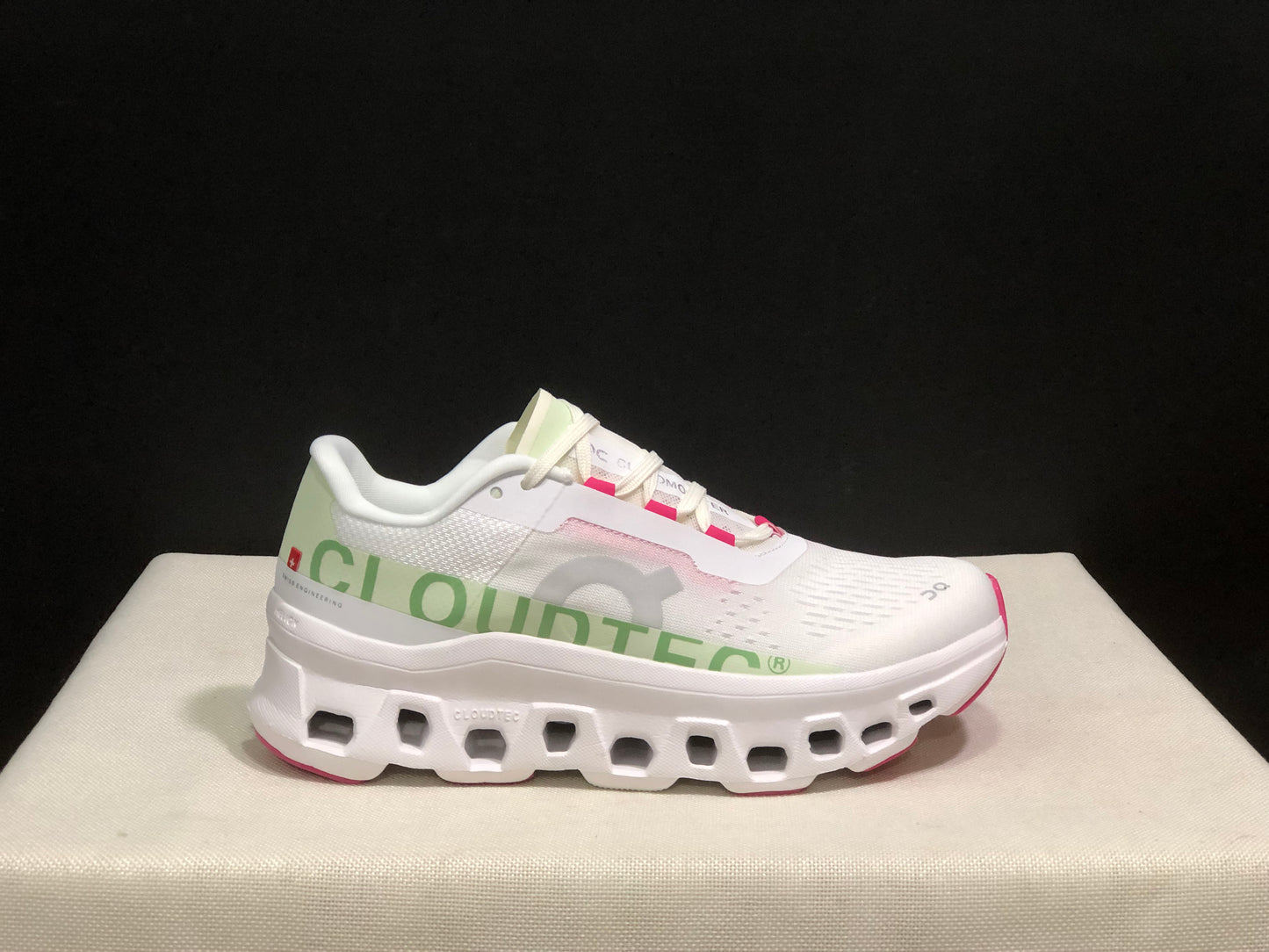 Tênis On Running Cloudmonster