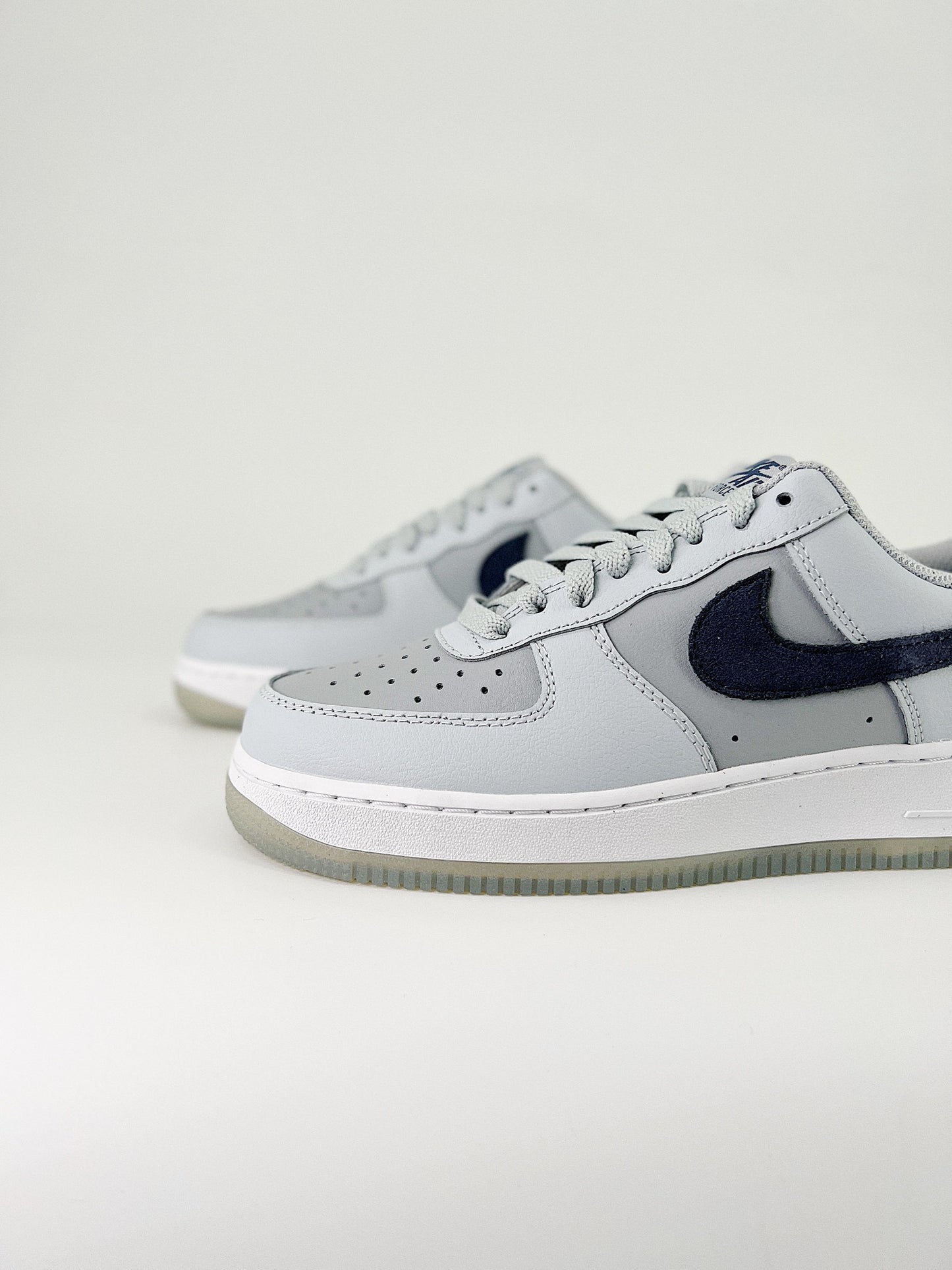 Nike Air Force 1 Low Pure Platinum Light Carbon