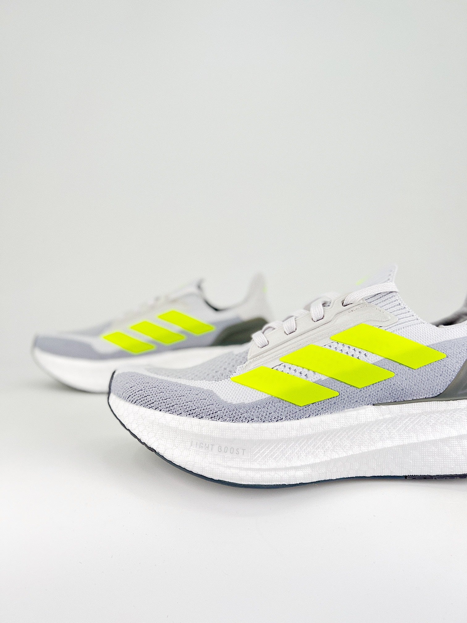 Tênis Adidas Ultraboost 5x