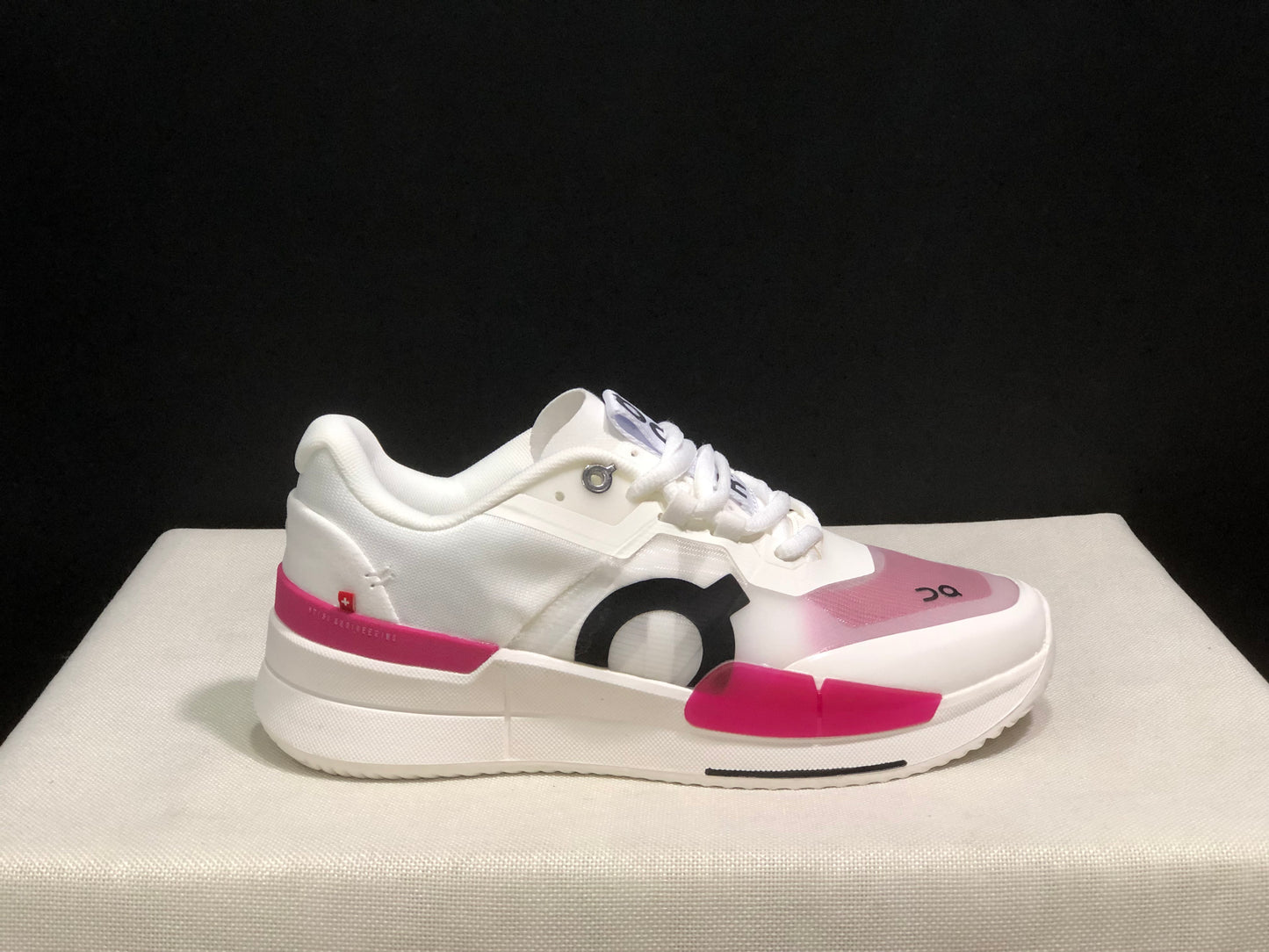 Tênis On The Roger Pro 2