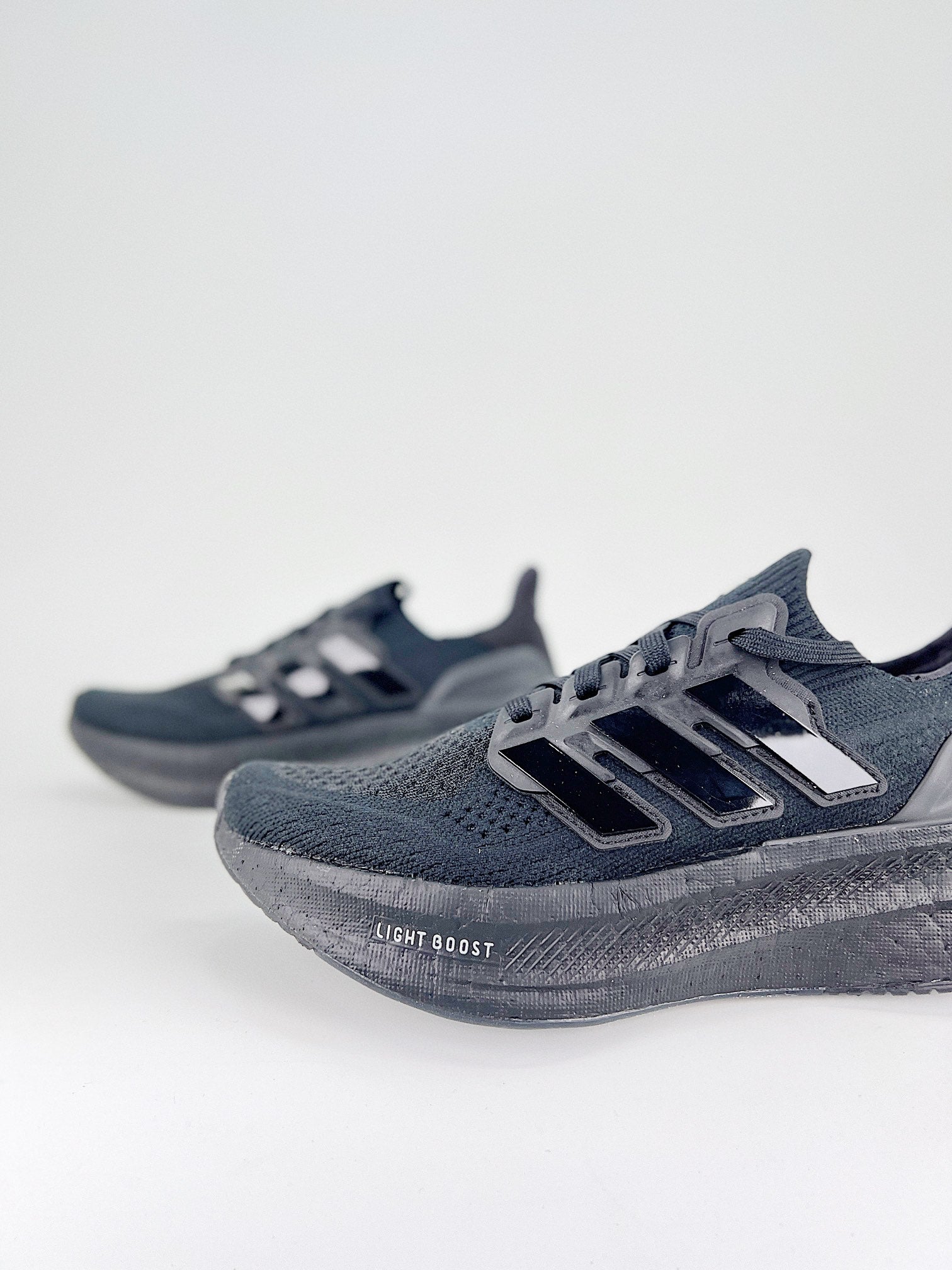 Tênis Adidas Ultraboost 5