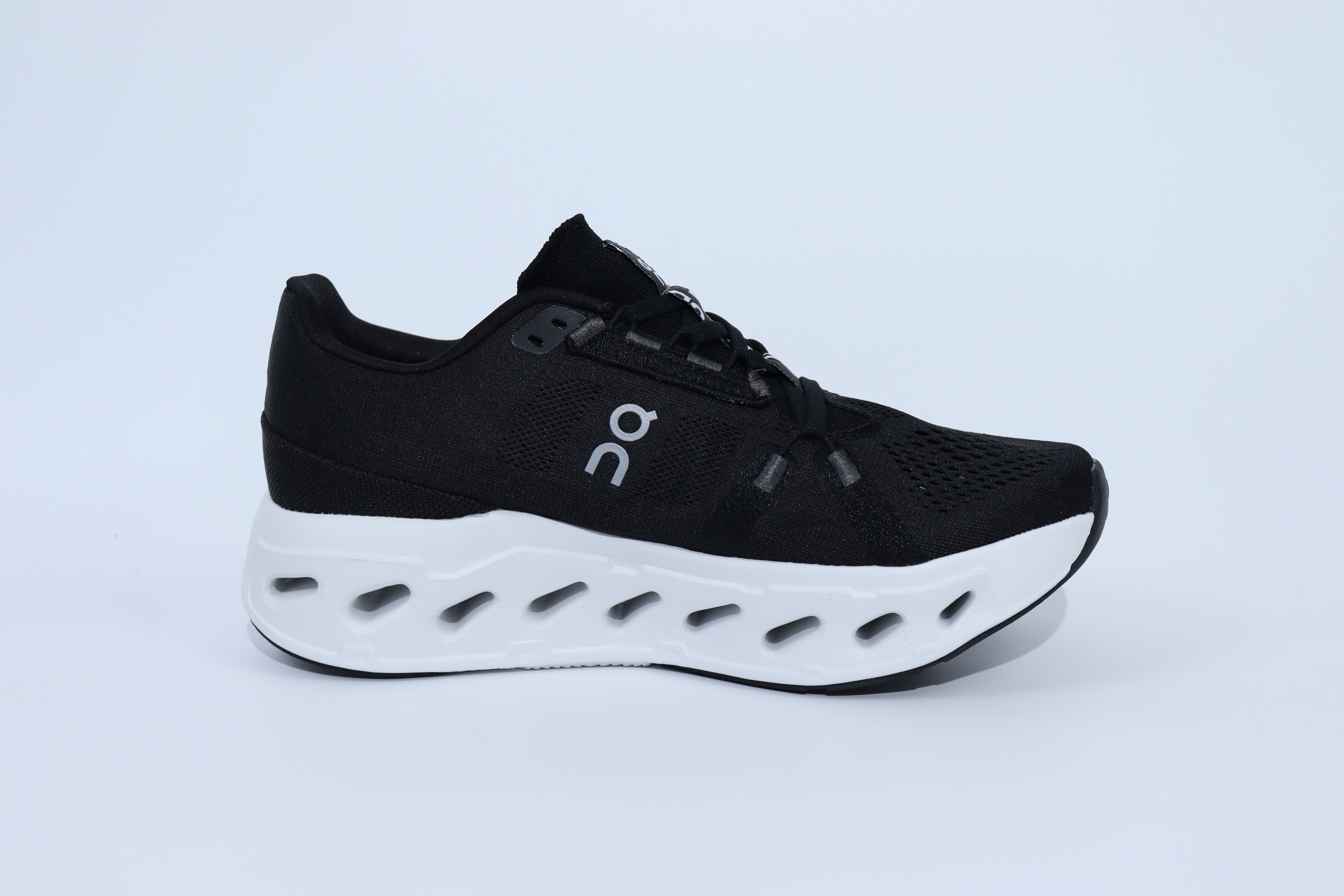 On Running Cloudeclipse Black White