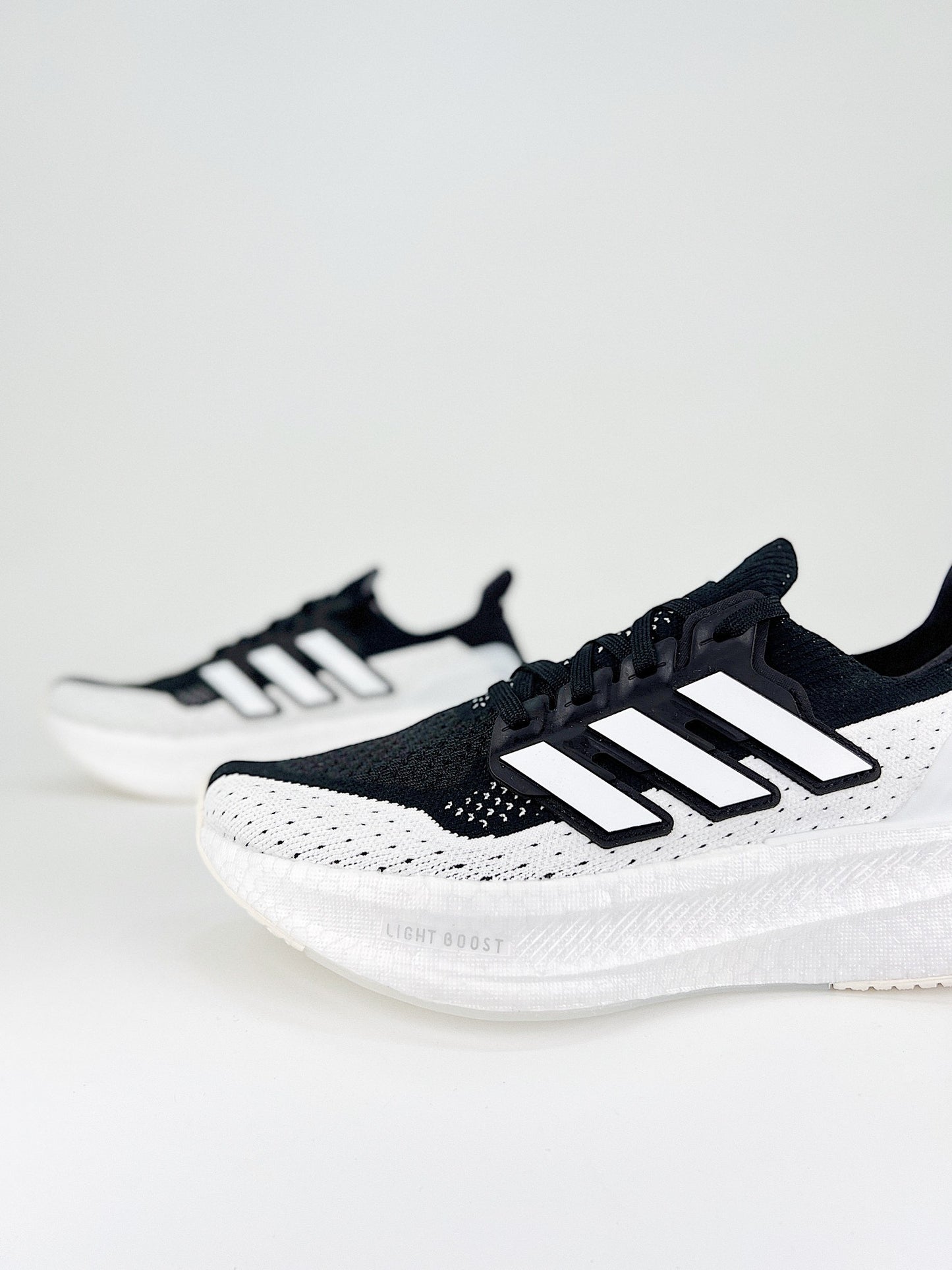 Tênis Adidas Ultraboost 5