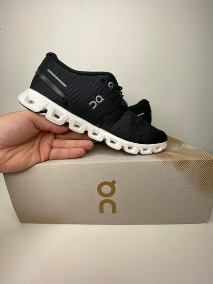 Tênis On Running Cloud 5 - PRONTA ENTREGA