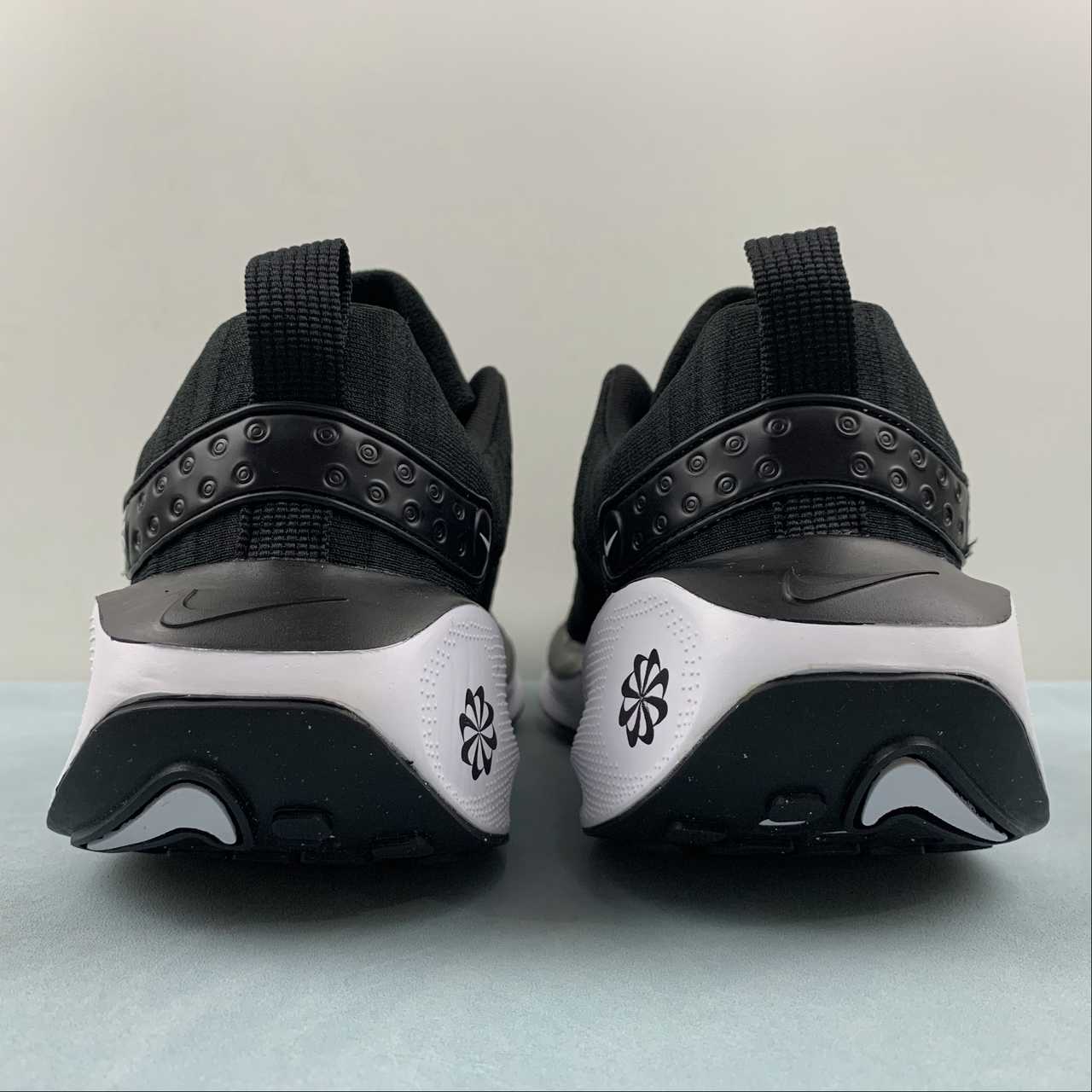 Tênis Nike Infinity Run 4