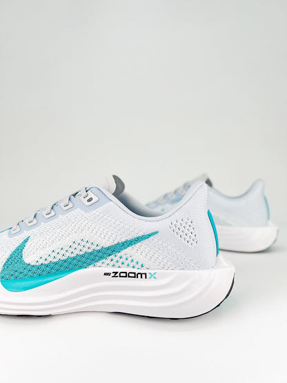 Tênis Nike Pegasus Plus