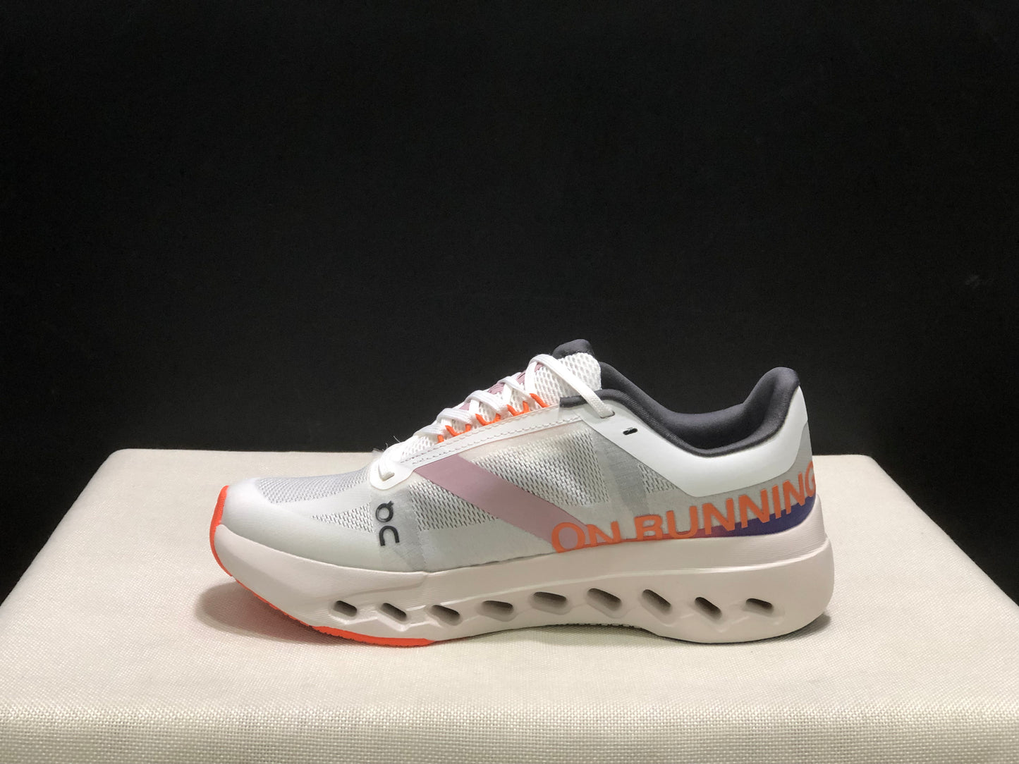 Tênis On Running Cloudsurfer Next