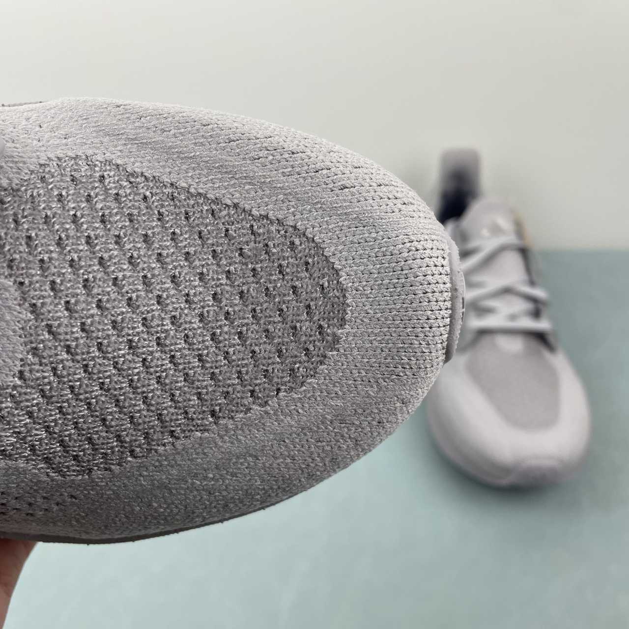 Tênis Adidas Ultraboost 5