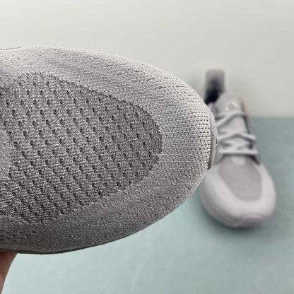 Tênis Adidas Ultraboost 5