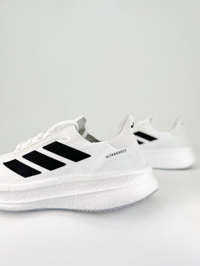 Tênis Adidas Ultraboost 5x