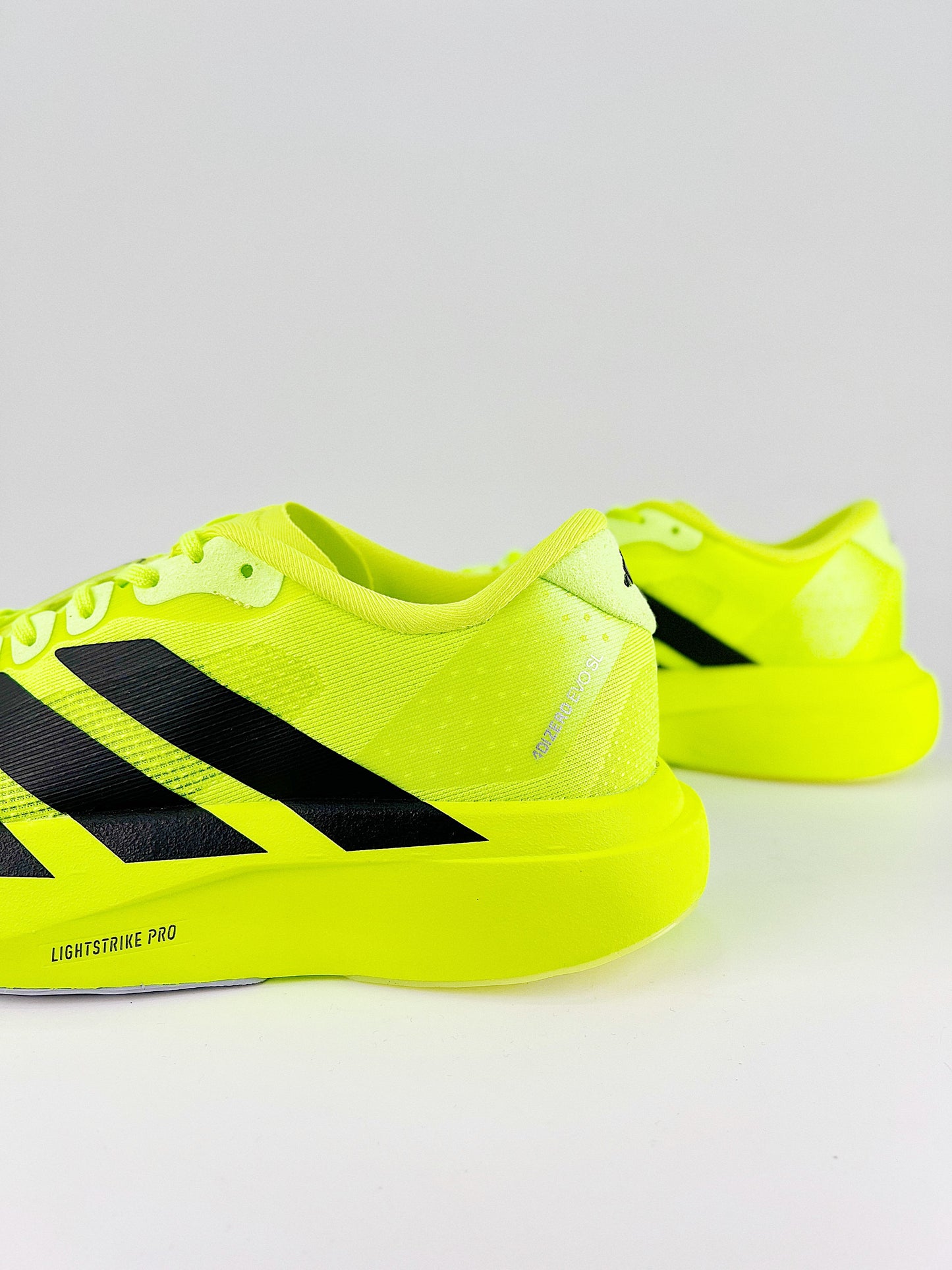 Tênis Adizero EVO SL